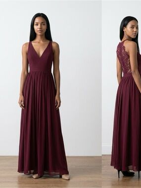 Lulu’s V-Neck Maxi Dress in Burgundy